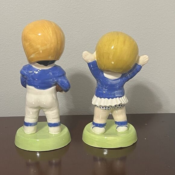 Vtg 1960s-1970s Hand Painted Ceramic Children Football Player/Cheerleader Set - Picture 7 of 9